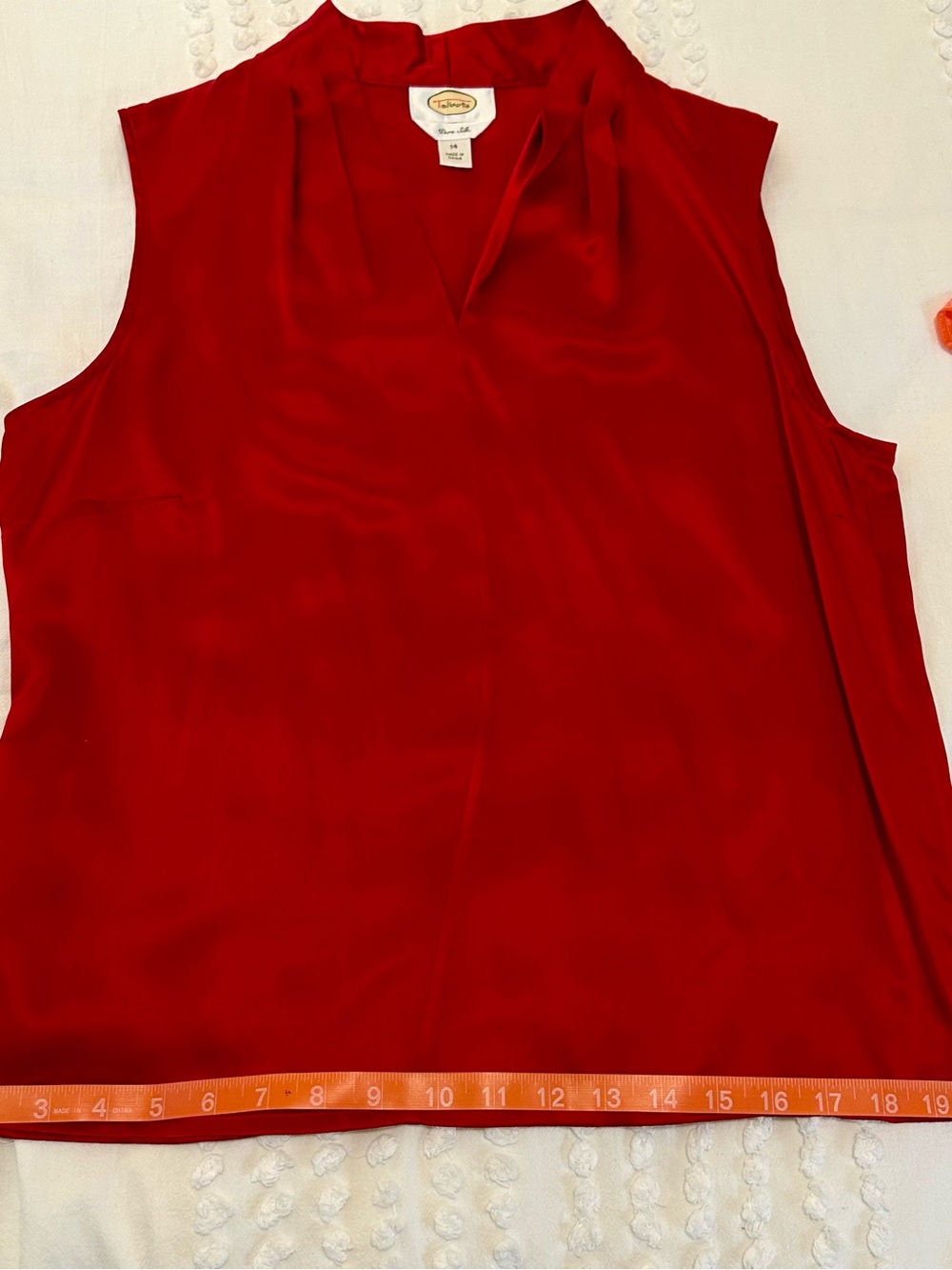 Talbots Women’s Ruby Red V-Neck Silk Satin pleated Sleeveless Blouse Sz 14 - Picture 12 of 12